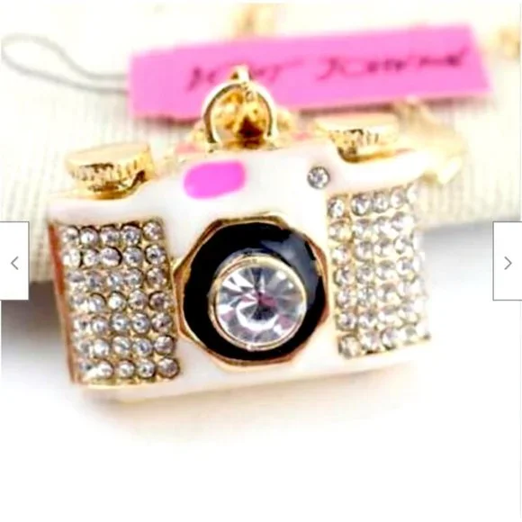 Black & White Rhinestone & Enamel CAMERA Pendant with 24"-26" Necklace - Picture 2 of 4